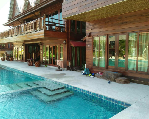Deluxe Thai Pool View